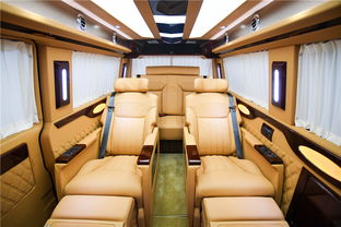 大眾凱路威進(jìn)口新款7座商務(wù)車(chē)全國(guó)優(yōu)惠活動(dòng)